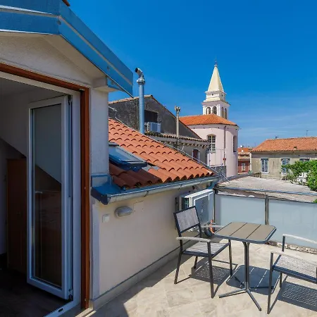 Charming Apartment With Private Terrace In Porec * Poreč